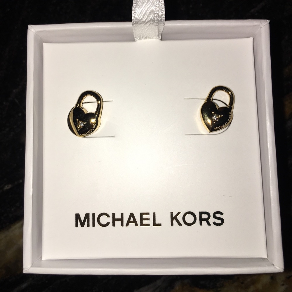 💝Michael Kors Heart Lock Earrings